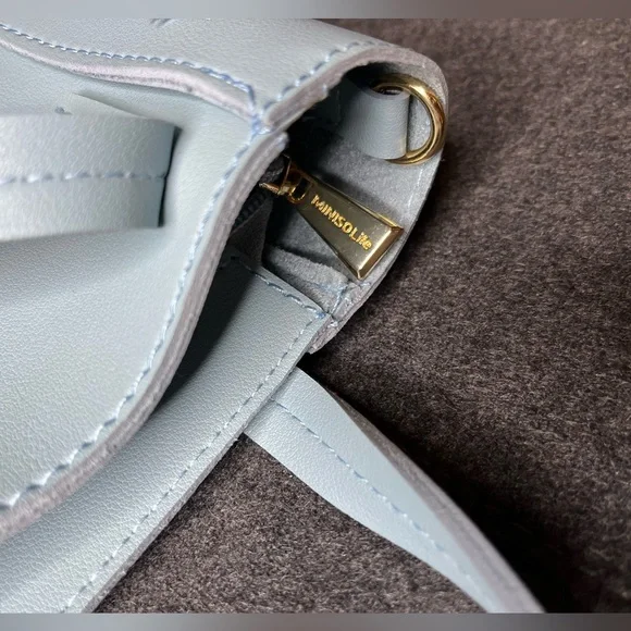 Miniso Life small handbag - Picture 2 of 5